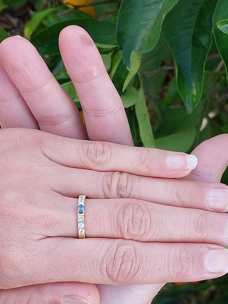 wedding rings on hands