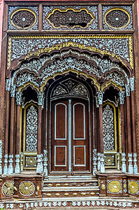 "Entrance_Gate_of_Omar_Hayat_Mahal.jpg" by User:Muh.Ashar