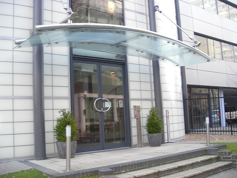 File:Entrance to West Croydon offices.JPG
