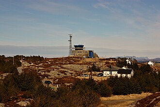 The VTS is located in the Hesthaugen area of Fedje Fedje trafikksentral.JPG