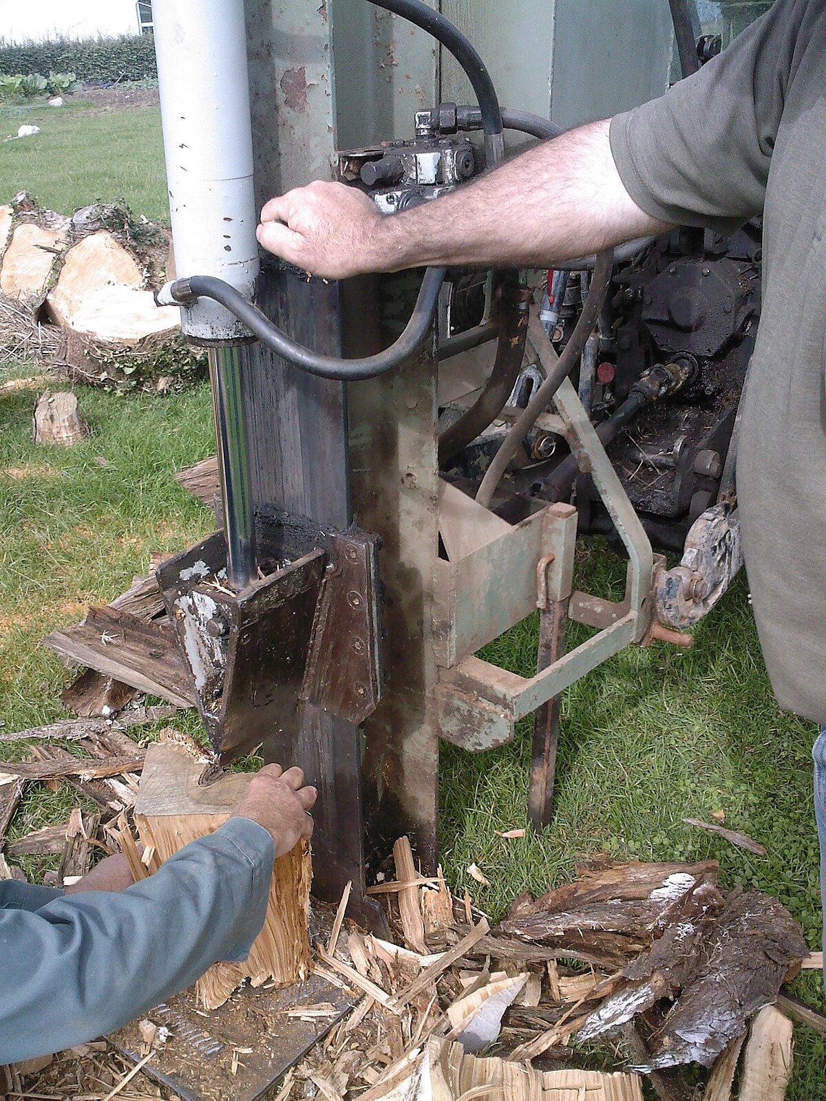 Log splitter - Wikipedia