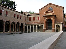 Ferrare - Piazzetta Sant'Anna.jpg