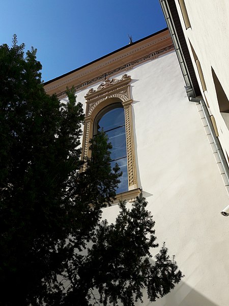 File:Firlej Chapel at the Dominican Church in Lublin 03.jpg