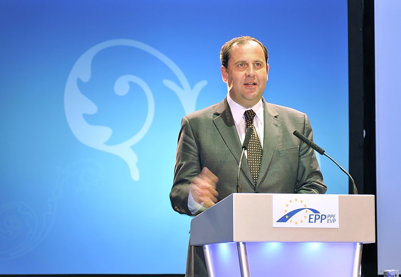 File:Flickr - europeanpeoplesparty - EPP Congress Warsaw (1223).jpg