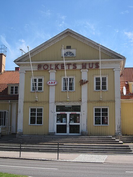 Tập tin:Folkets hus i Lessebo.JPG