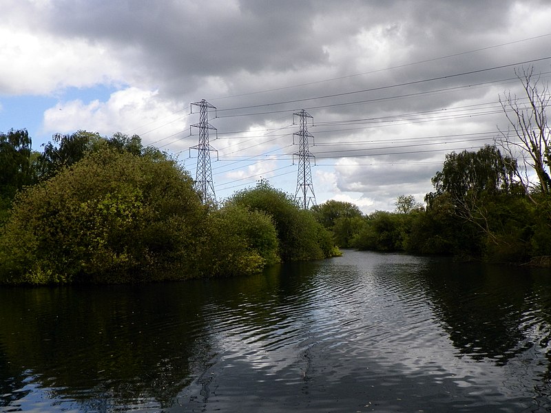 File:GOC Cheshunt & Lee Valley 035 Hooks Marsh Lake (17259944979).jpg