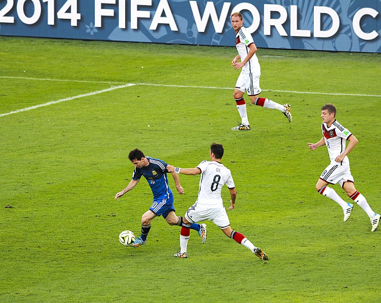 File:Germany and Argentina face off in the final of the World Cup 2014 -2014-07-13 (33).jpg