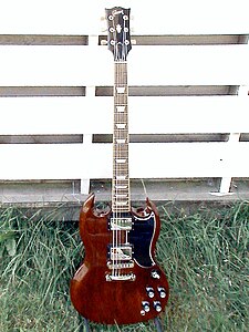 Gibson SG 61 Reissue 2007 (front).jpg