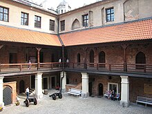 Замок Голуб-Добжинь, Courtyard.jpg 