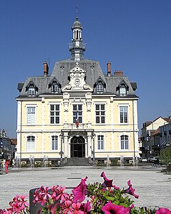 Hôtel de Ville de Commentry.JPG