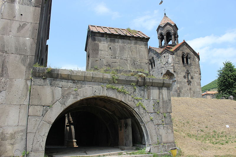 File:Haghpat monastery 08.JPG