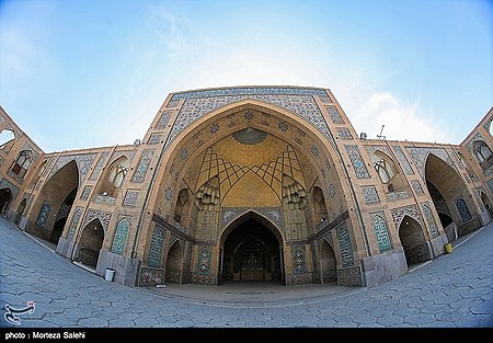 Hakim Mosque 2019-07-28 06.jpg