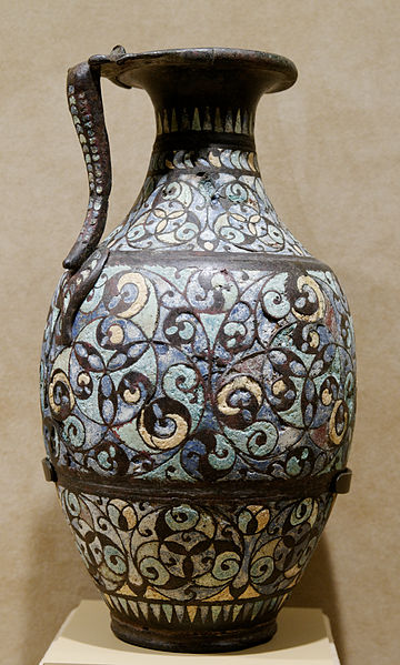 File:Handled ewer Met L.2000.66.4.jpg