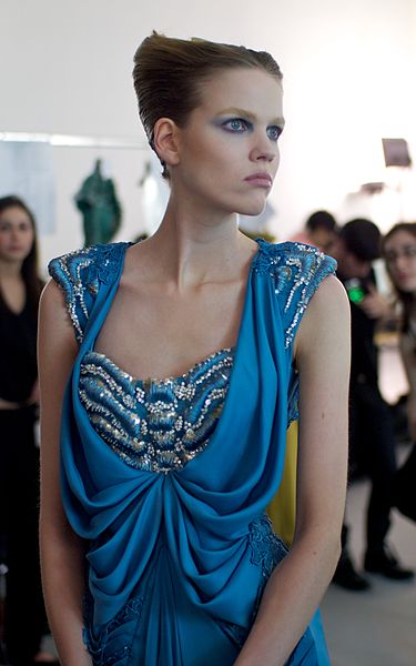 File:Haute Couture Spring Summer 2011 (5424886113).jpg