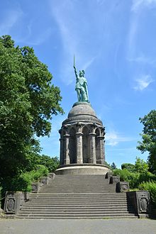 Fichier:Hermannsdenkmal_160707-003.jpg