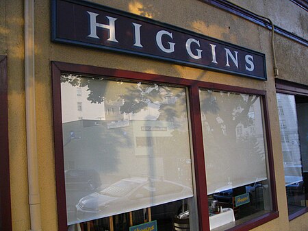 Higgins restaurant sign