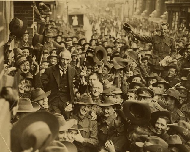 Hughes being carried through George Street, Sydney, upon his return from the Paris Peace Conference in 1919; he was at the height of his popularity du