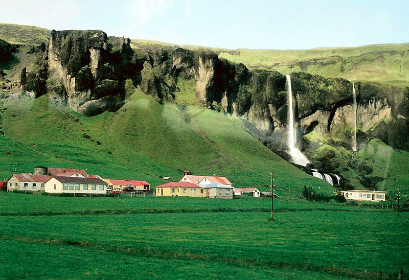 File:Islandia, Suðurland (1981) 01.jpg