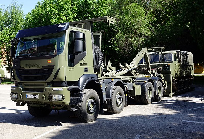 File:Iveco Trakker 450 E5 Ejército español.jpg