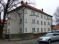 Doppelwohnhaus (mit Stieberstraße 48) einer Wohnanlage in Ecklage