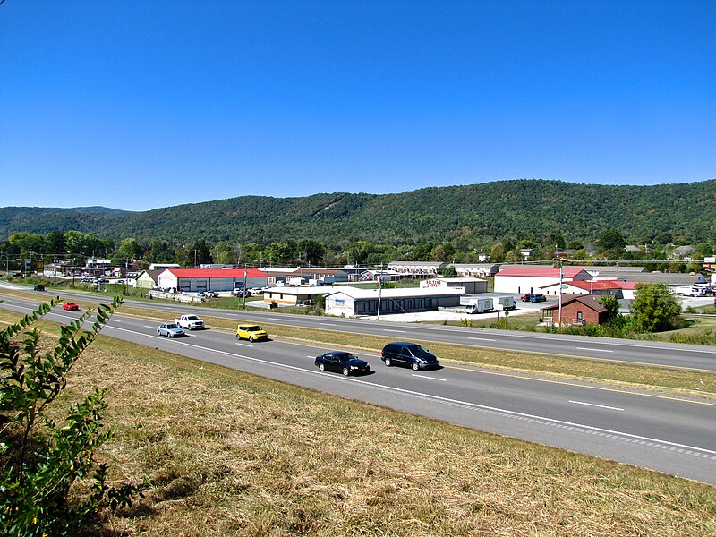 File:Jacksboro-US25-tn1.jpg