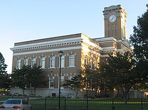 Das Jackson County Courthouse in Brownstown, gelistet im NRHP