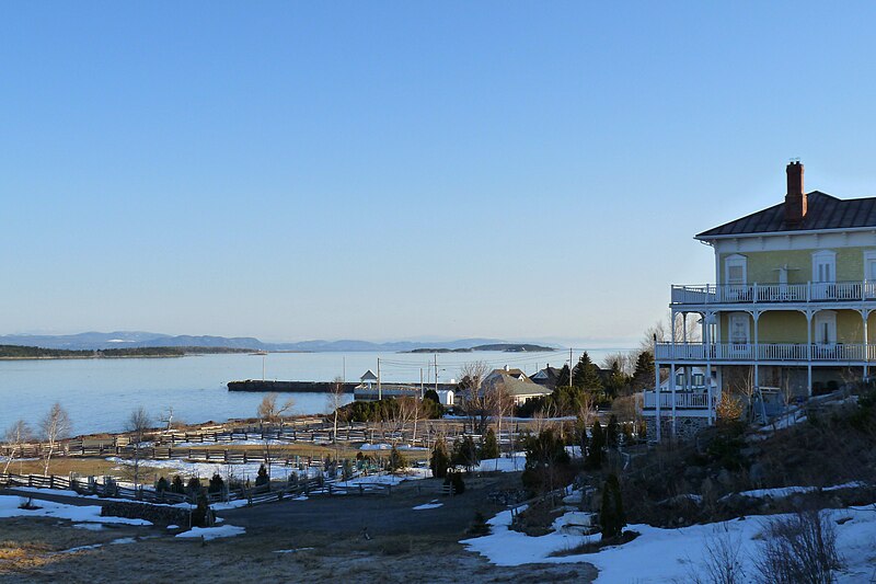 File:Kamouraska-St-Laurent.jpg