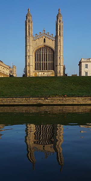 File:King's College Chapel Reflection Cam River.jpg