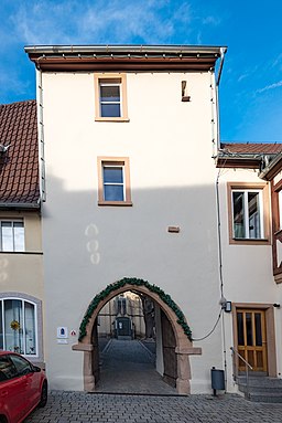 Kirchgasse 2, 4, Gaden Gochsheim 20191217 009