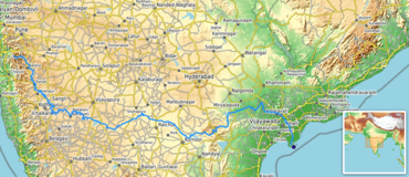 కృష్ణా నది: ప్రయాణం, కృష్ణా నదీ తీరాన ఉన్న పుణ్యక్షేత్రాలు, ప్రాజెక్టులు