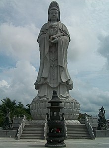 Guanyin statue in Avalokitesvara Buddhist temple in Bah Bolon, Pematangsiantar, it is the tallest Guanyin statue in Indonesia Kwan Im statue Pematangsiantar.jpg