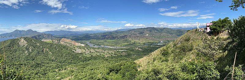 File:Landscape near Gigante, Colombia 02.jpg