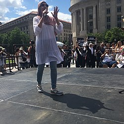 Sarsour speaking at a protest against President Donald Trump. Linda Sarsour speaking.jpg