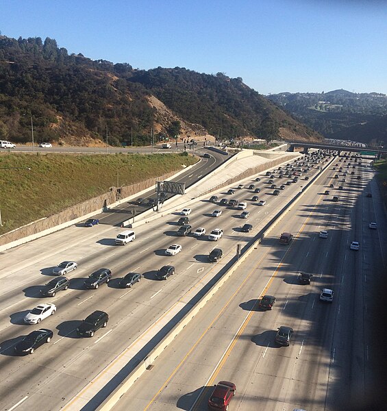 File:Los Angeles - Los Angeles (28150018622).jpg