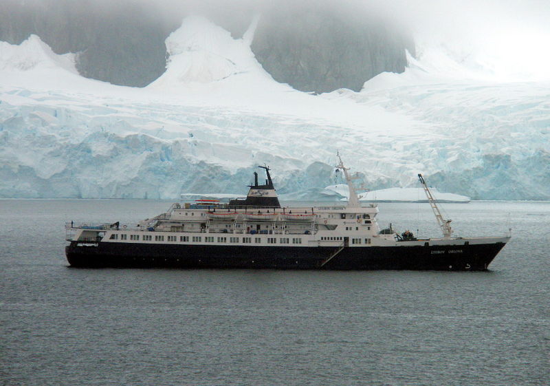 File:MV Lyubov Orlowa Petermann Island.JPG