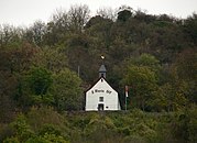 Die Kapelle von Heppingen aus gesehen