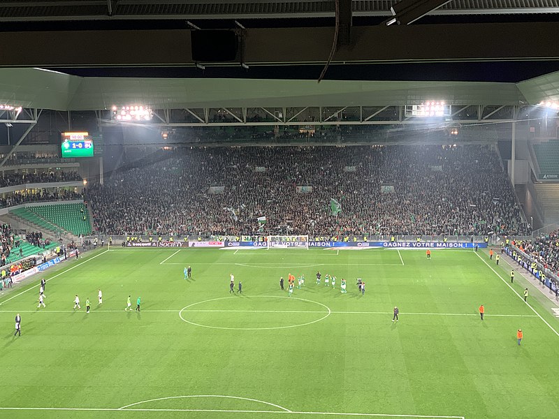 File:Match ASSE x OL - Stade Geoffroy-Guichard - 6 octobre 2019 - St Étienne Loire 33.jpg