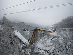 A bridge which collapsed during the 2008 Iwate-Miyagi Nairiku earthquake Matsurube Ohashi(bridge).JPG