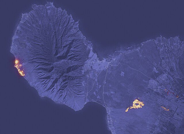 https://upload.wikimedia.org/wikipedia/commons/thumb/3/32/Maui_wildfires_2023.jpg/640px-Maui_wildfires_2023.jpg?uselang=ru