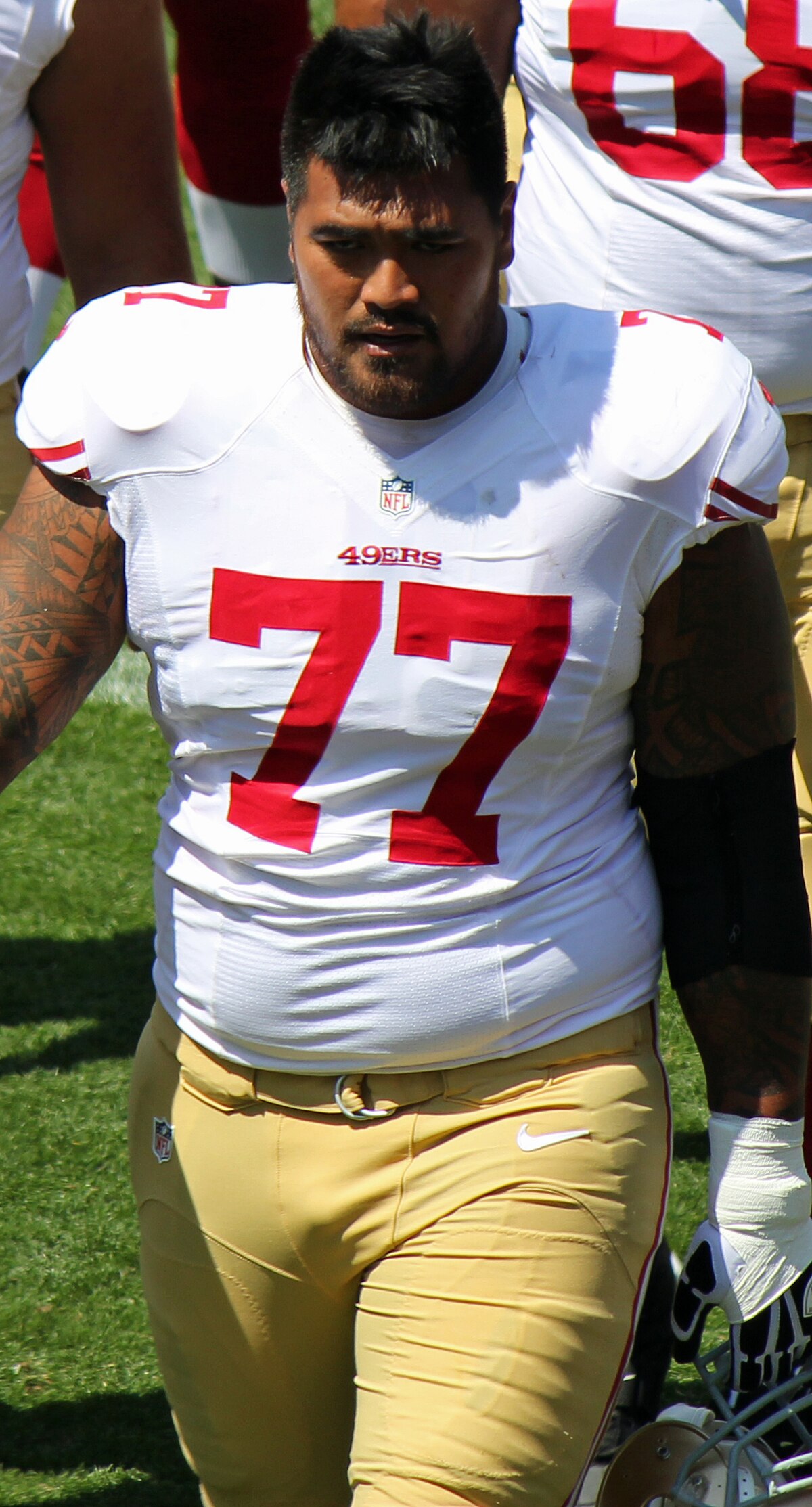 File:Mike Iupati.JPG - Wikipedia