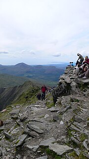 Thumbnail for File:Nearing the summit of Snowdon - geograph.org.uk - 6394229.jpg