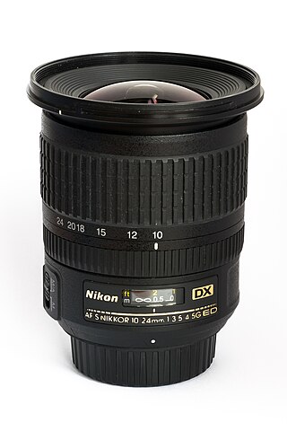 <span class="mw-page-title-main">Nikon AF-S DX Zoom-Nikkor 10-24mm f/3.5-4.5G ED</span> Photographic lens