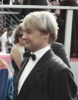 Nils Gaup Oscar-gaalan punaisella matolla vuonna 1988.