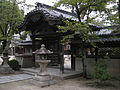 摂社永井神社唐門