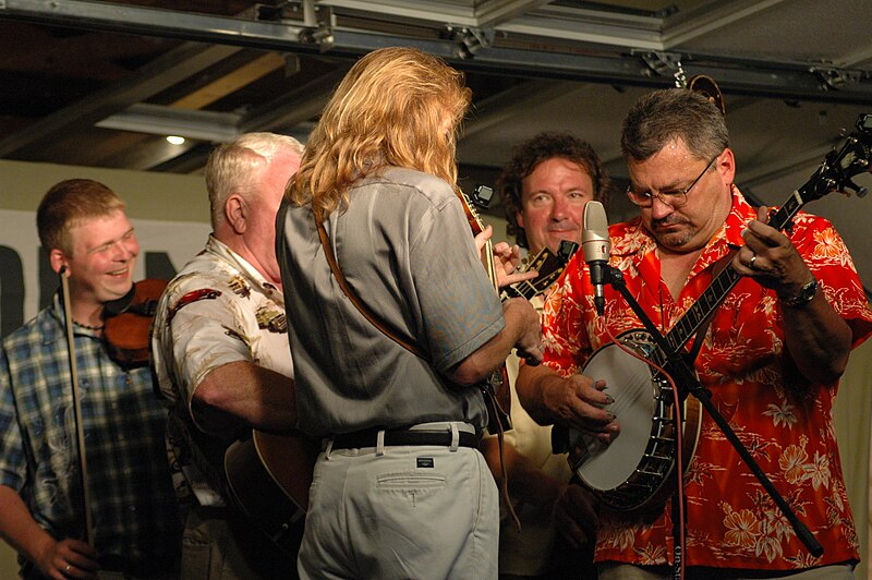 File:Nothin' Fancy bluegrass group May 2007.jpg