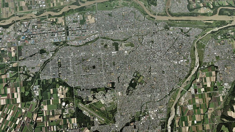 File:Obihiro city center area Aerial photograph.2016.jpg