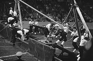 <span class="mw-page-title-main">Field gun competition</span> Team obstacle course competition in the British Royal Navy