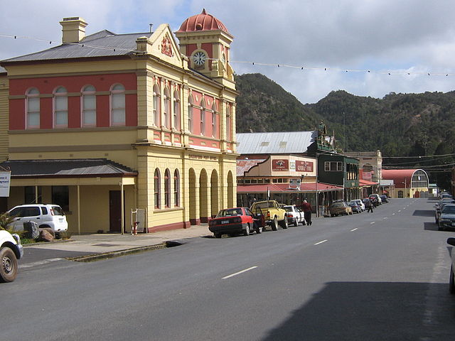 Orr Street, from centre, looking west