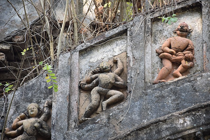 File:Pancha Ratna Radha Krishna temple at Jalchak under Paschim Medinipur district in West Bengal 11.jpg