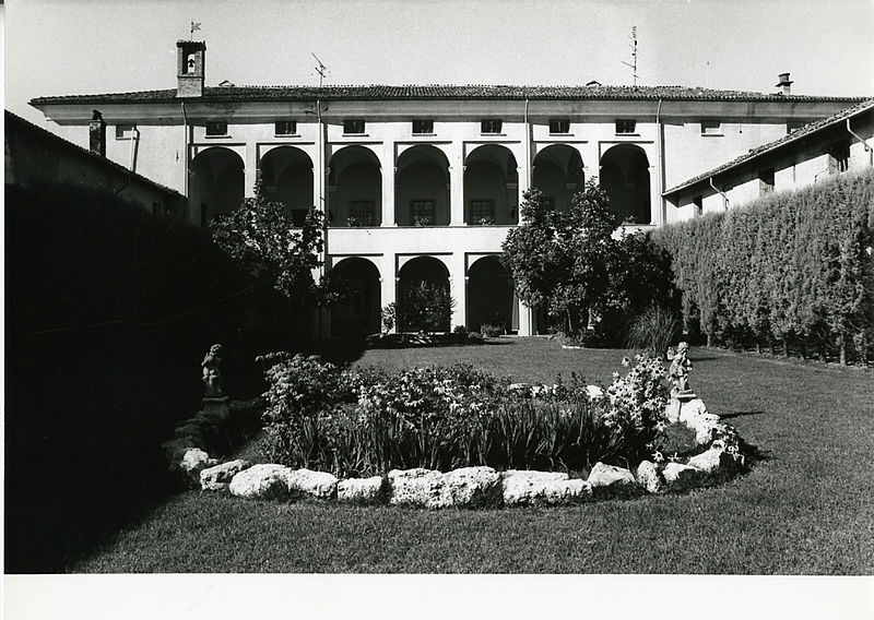 File:Paolo Monti - Servizio fotografico (Italia, 1981) - BEIC 6339183.jpg